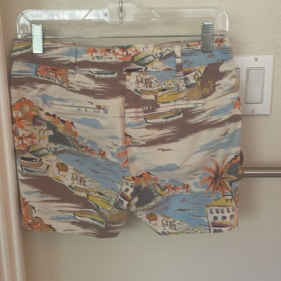 Boden beach print shorts - Picture 2 of 2
